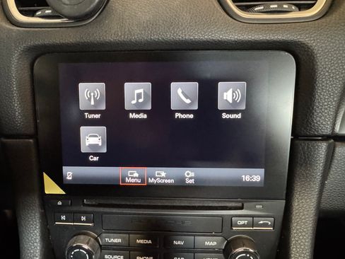 Used 2019 Porsche 718 Cayman image 23