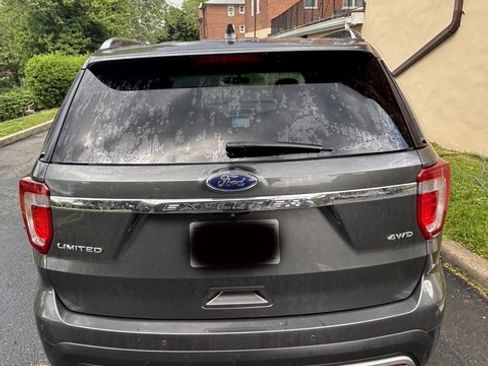 Used 2017 Ford Explorer Limited AWD/4WD image 4