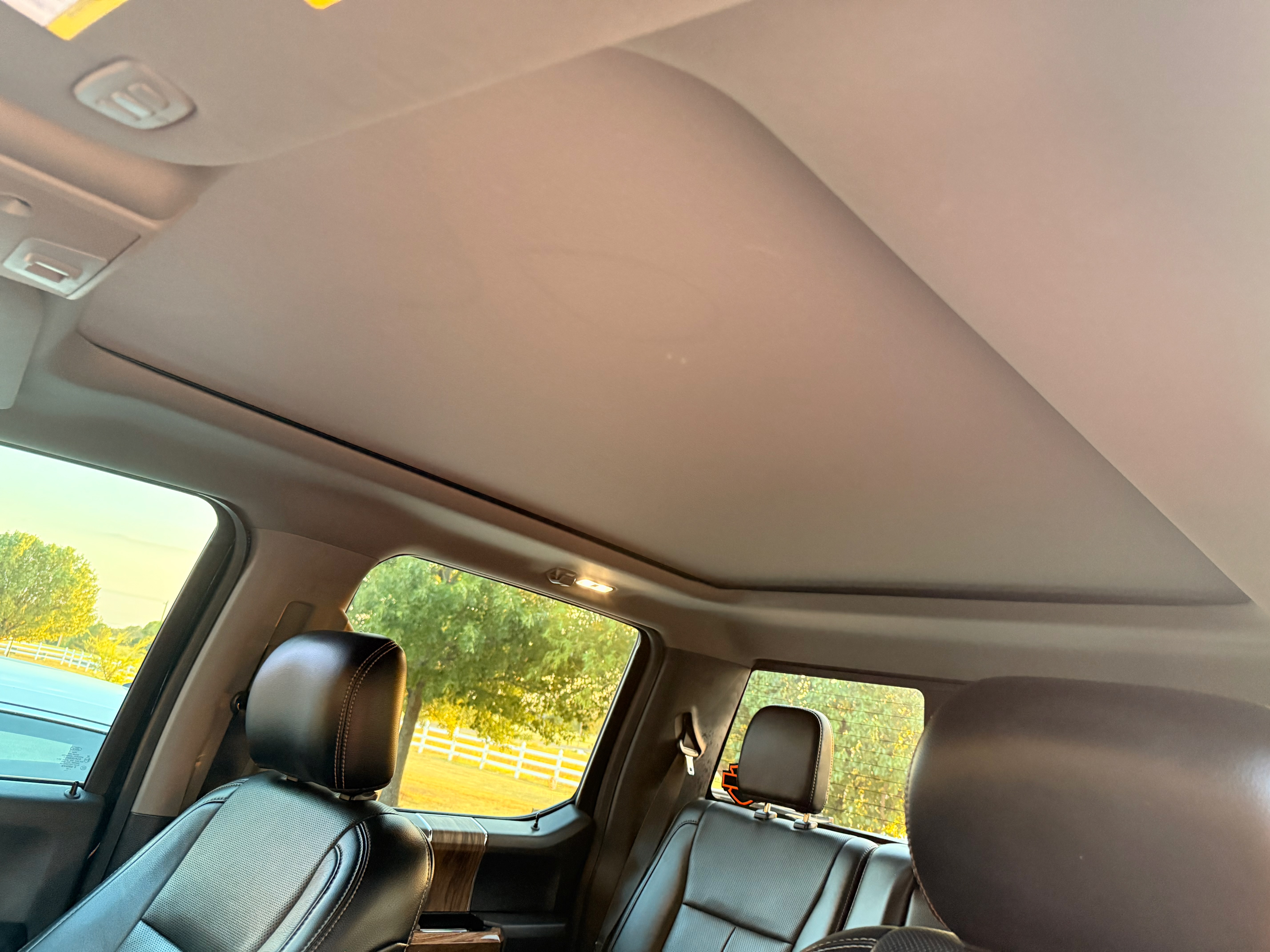 Used 2018 Ford F150 Lariat w/ Equipment Group 502A Luxury AWD/4WD image 20