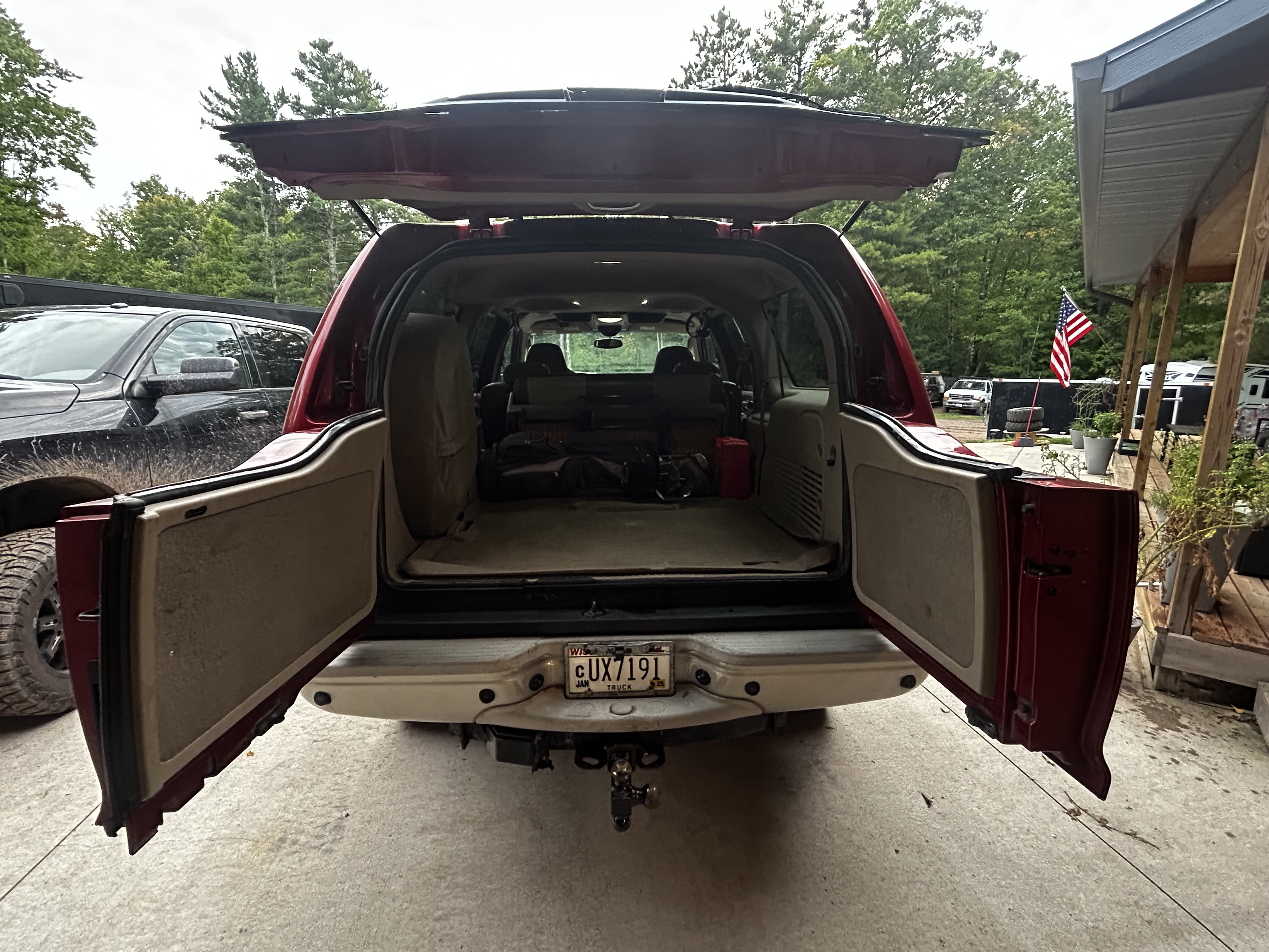 Used 2004 Ford Excursion Eddie Bauer AWD/4WD image 12