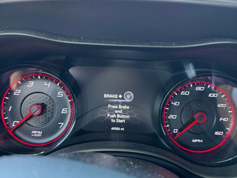 Used 2021 Dodge Charger R/T w/ Blacktop Package RWD image 11