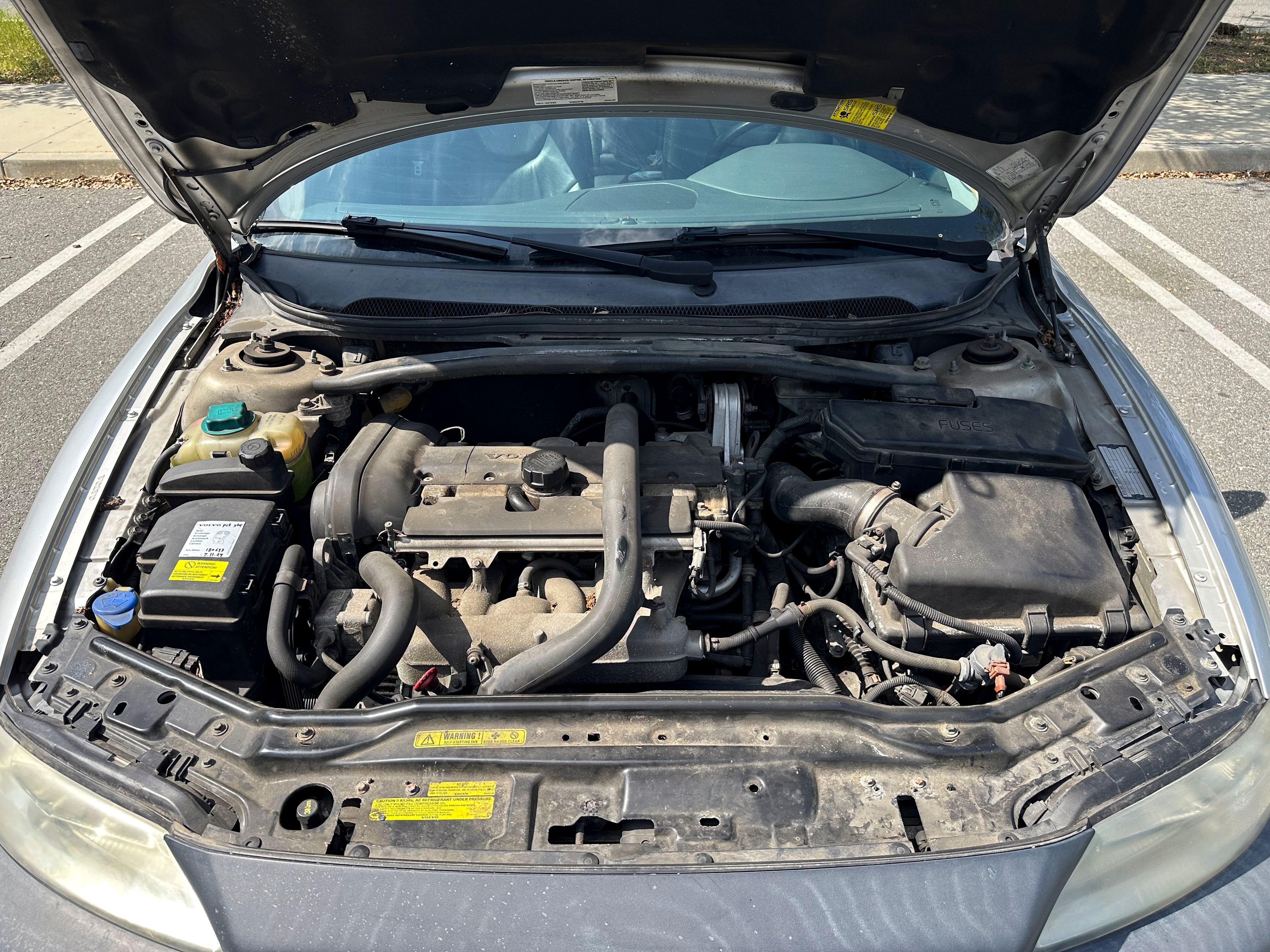 Used 2005 Volvo XC70 AWD/4WD image 24