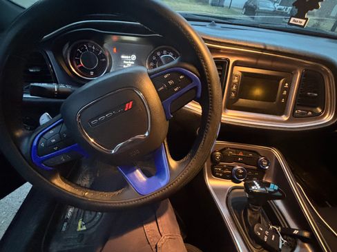 Used 2016 Dodge Challenger SXT w/ Super Sport Group (SS/T) image 9