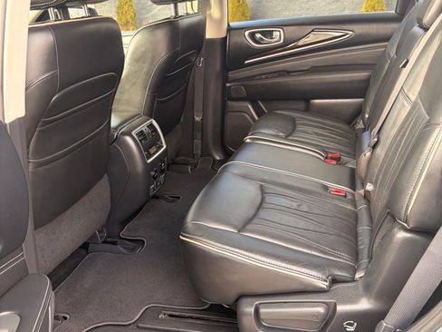 Used 2017 INFINITI QX60 Luxe w/ Deluxe Technology Package image 6