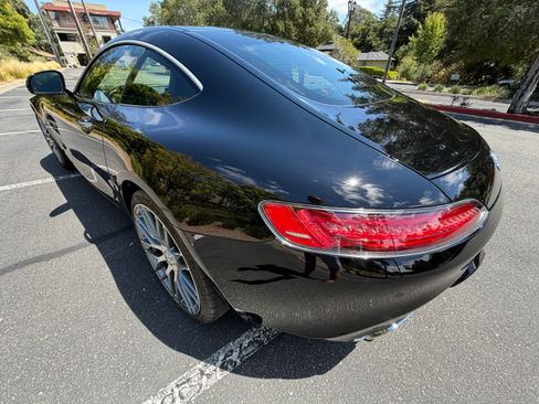 Used 2016 Mercedes-Benz AMG GT S image 22