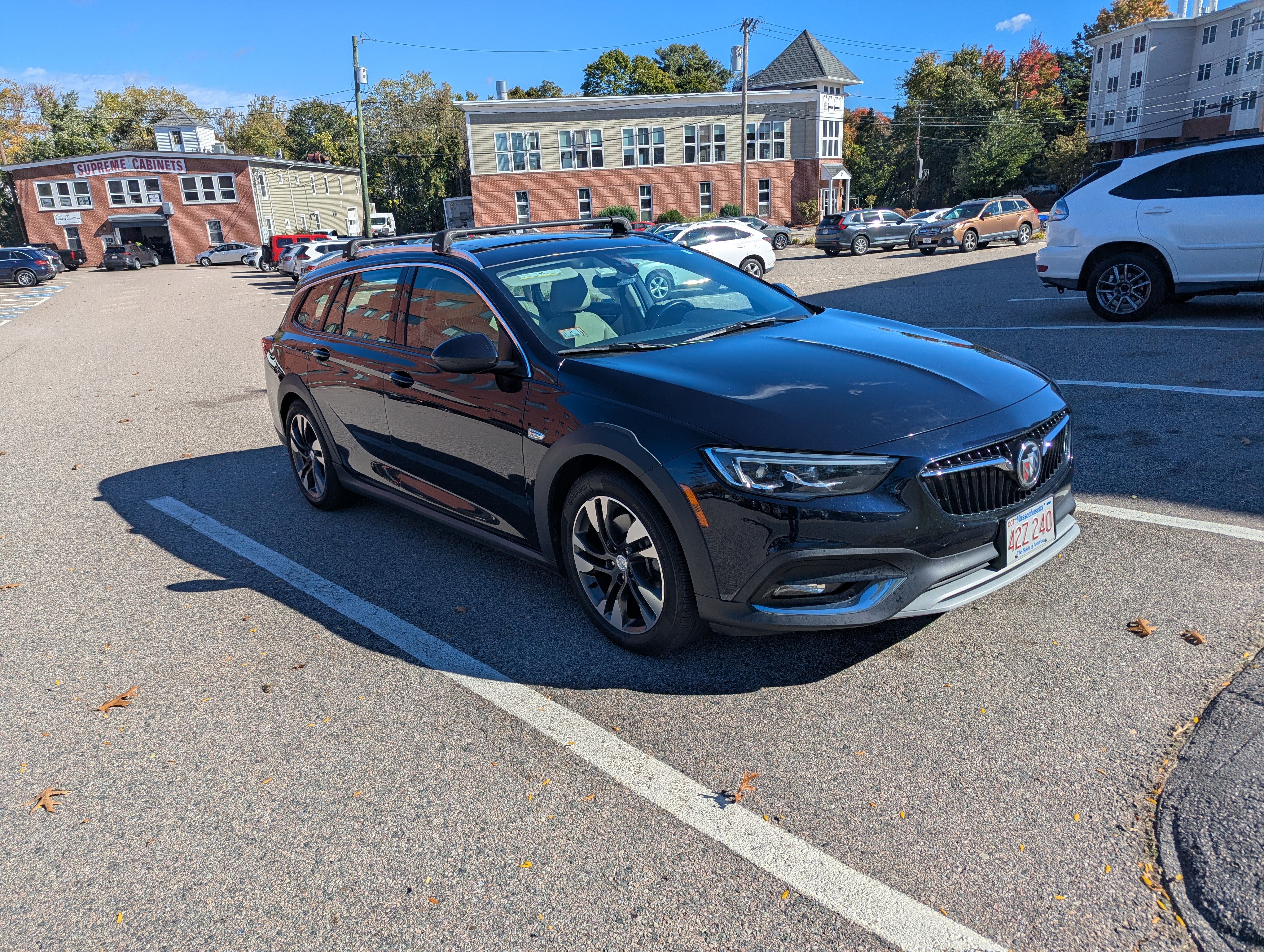 Used 2018 Buick Regal Essence w/ Driver Confidence Package #1 AWD/4WD image 4