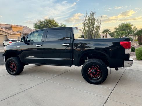 Used 2012 Toyota Tundra Limited w/ Platinum Pkg AWD/4WD image 6
