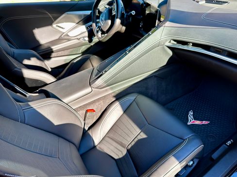 Used 2022 Chevrolet Corvette Stingray Preferred Conv w/ Z51 Performance Package image 6