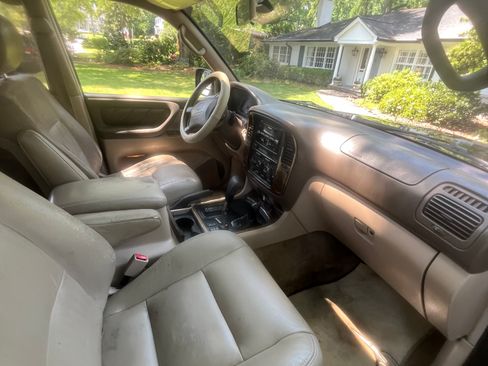 Used 1998 Toyota Land Cruiser AWD/4WD image 16