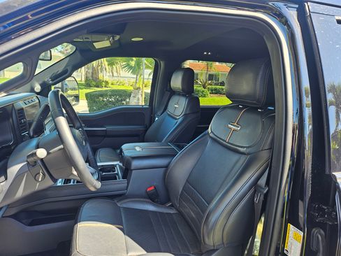 Used 2023 Ford F250 Platinum image 10