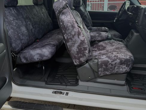 Used 2000 Chevrolet Silverado 2500 4x4 Extended Cab image 21