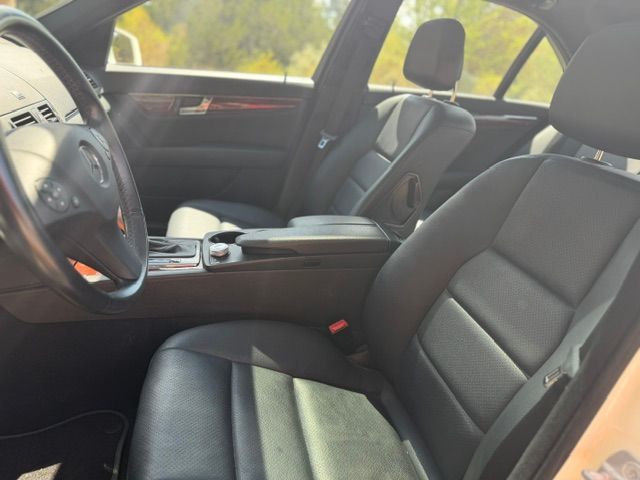 Used 2011 Mercedes-Benz C 300 Sedan image 10