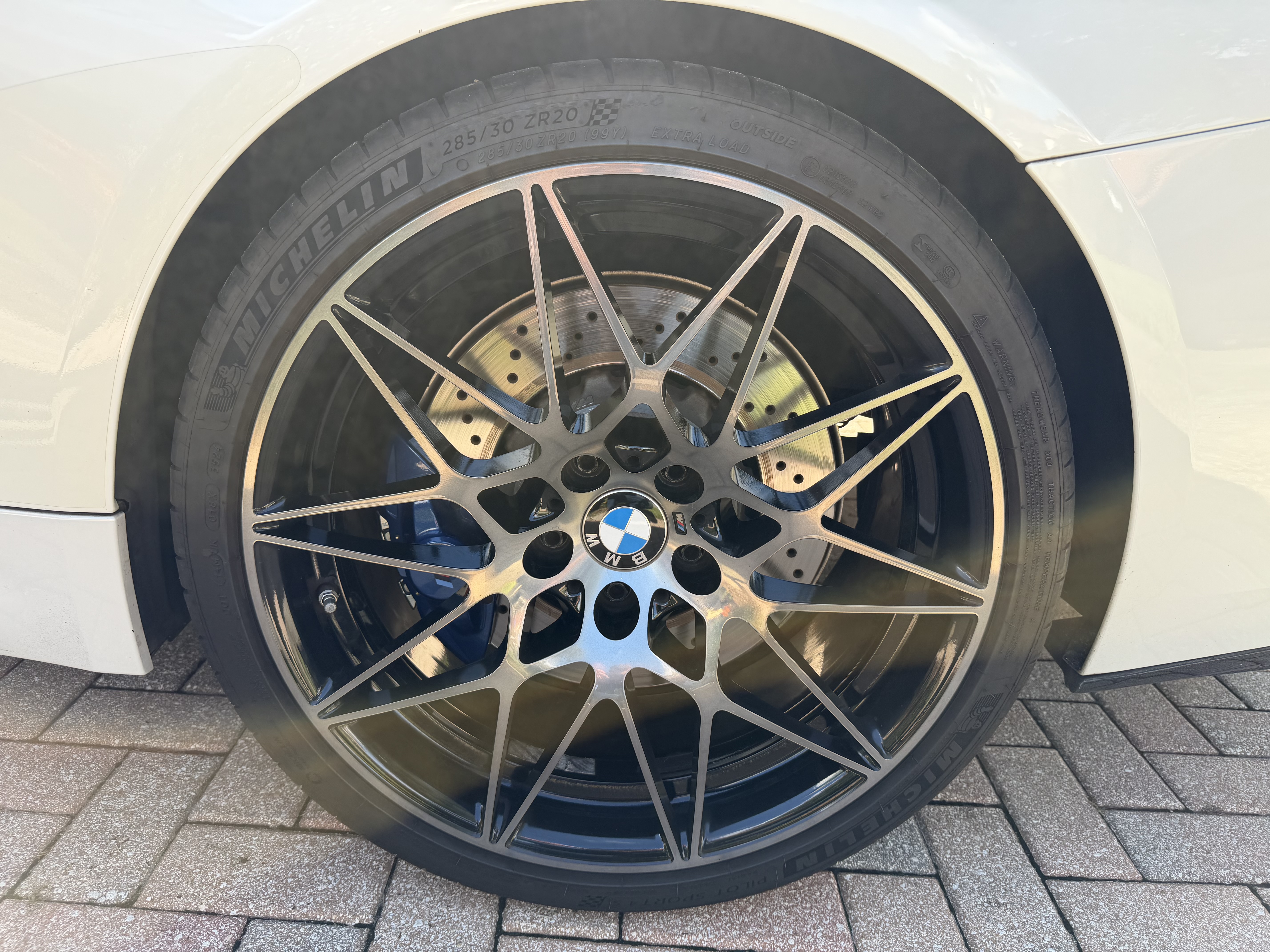 Used 2018 BMW M4 Coupe RWD image 25
