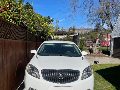 Used 2015 Buick Verano Convenience image 2
