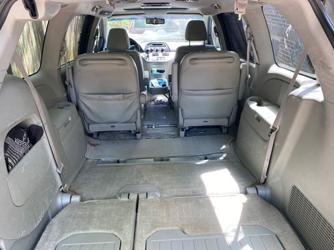 Used 2010 Honda Odyssey EX-L image 9