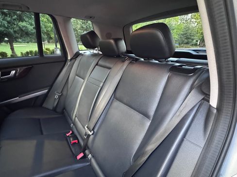 Used 2013 Mercedes-Benz GLK 350 4MATIC image 9