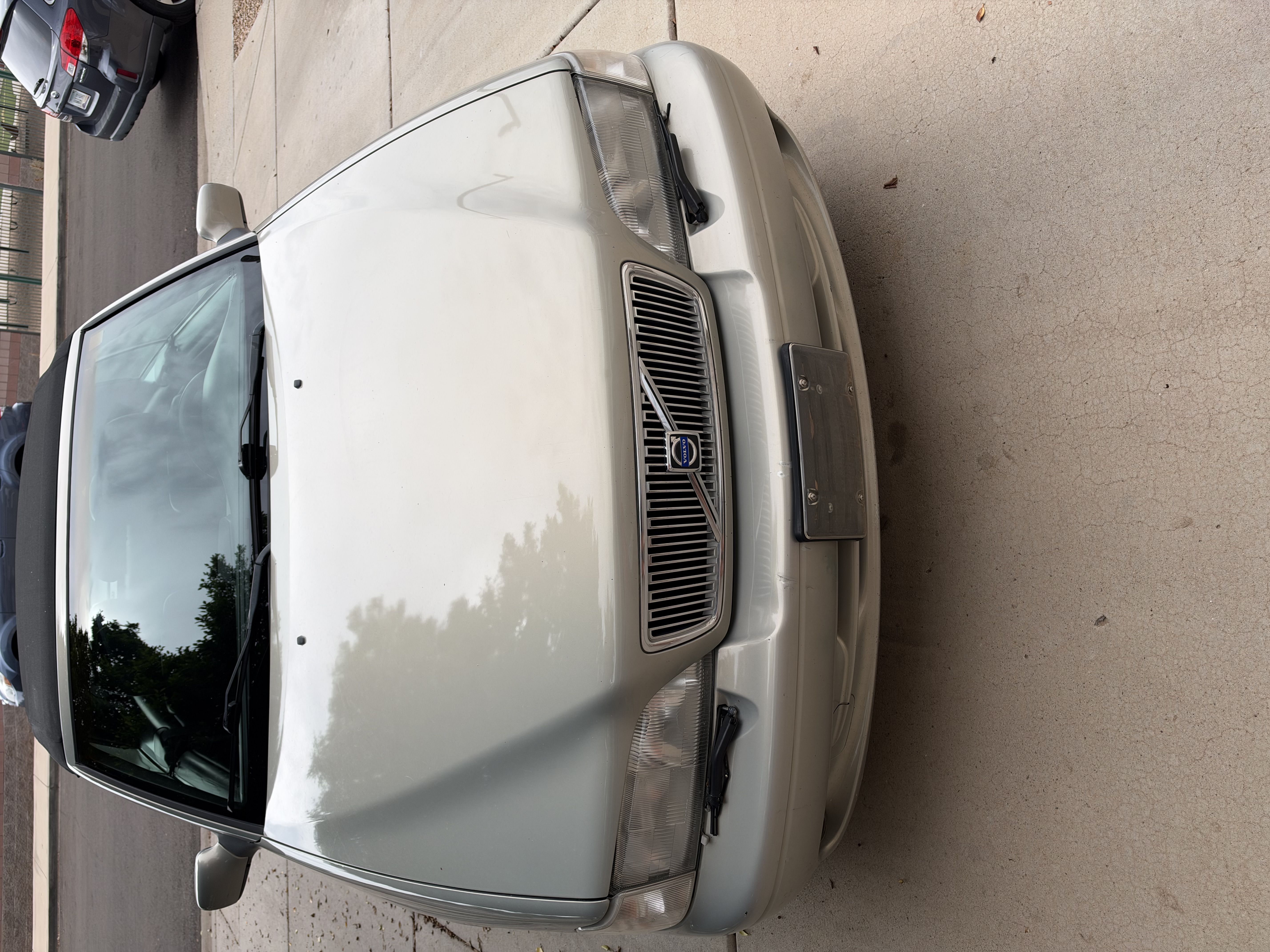Used 2001 Volvo C70 HT FWD image 24