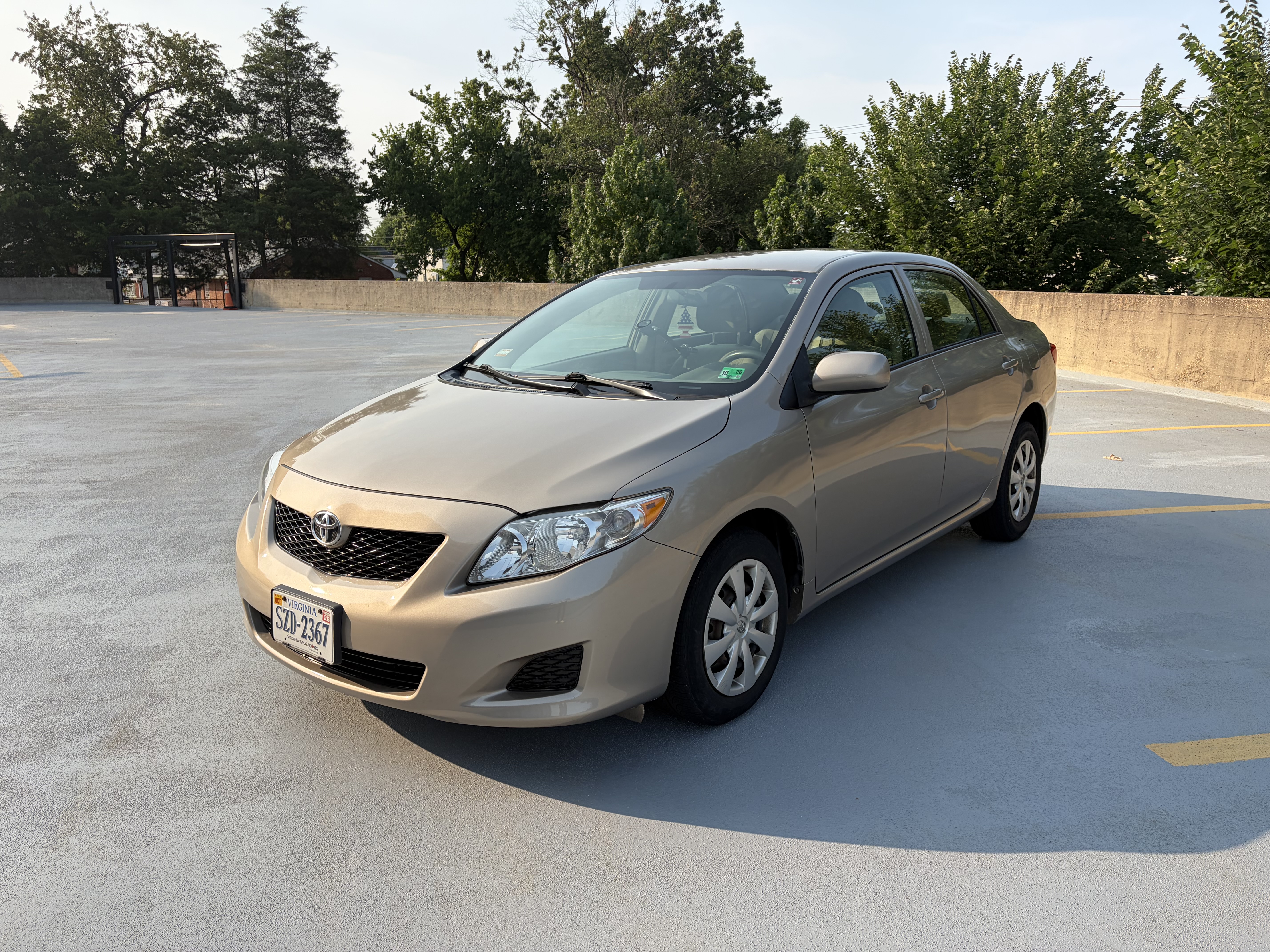 Used 2010 Toyota Corolla LE FWD image 8