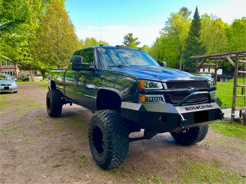 Used 2005 Chevrolet Silverado 3500 LS w/ Skid Plate Package image 1