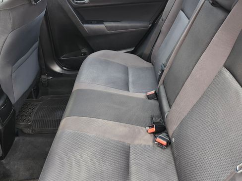 Used 2017 Toyota Corolla LE image 2