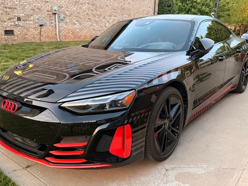 Used 2023 Audi RS e-tron GT image 4