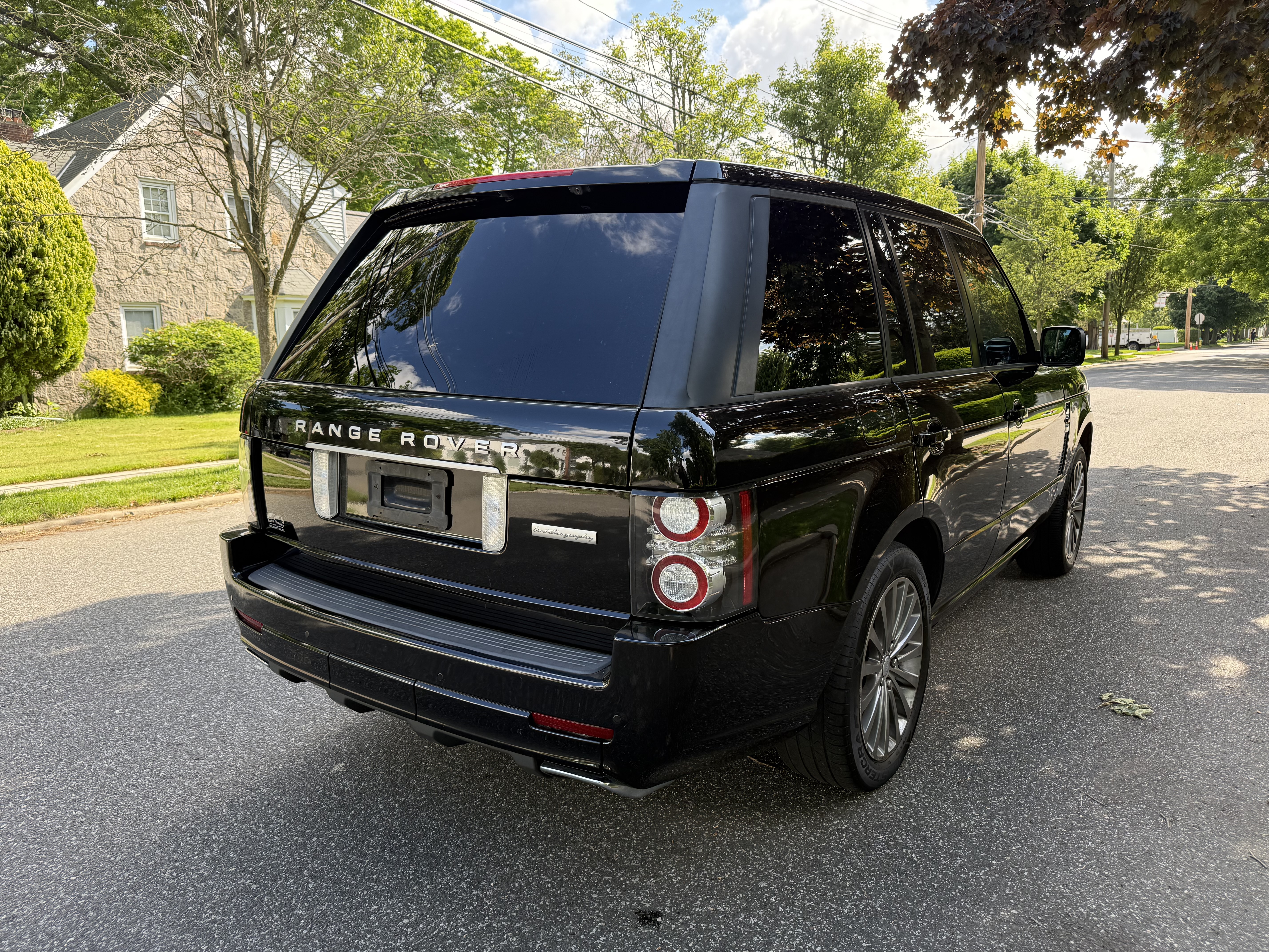 Used 2012 Land Rover Range Rover Autobiography AWD/4WD image 8