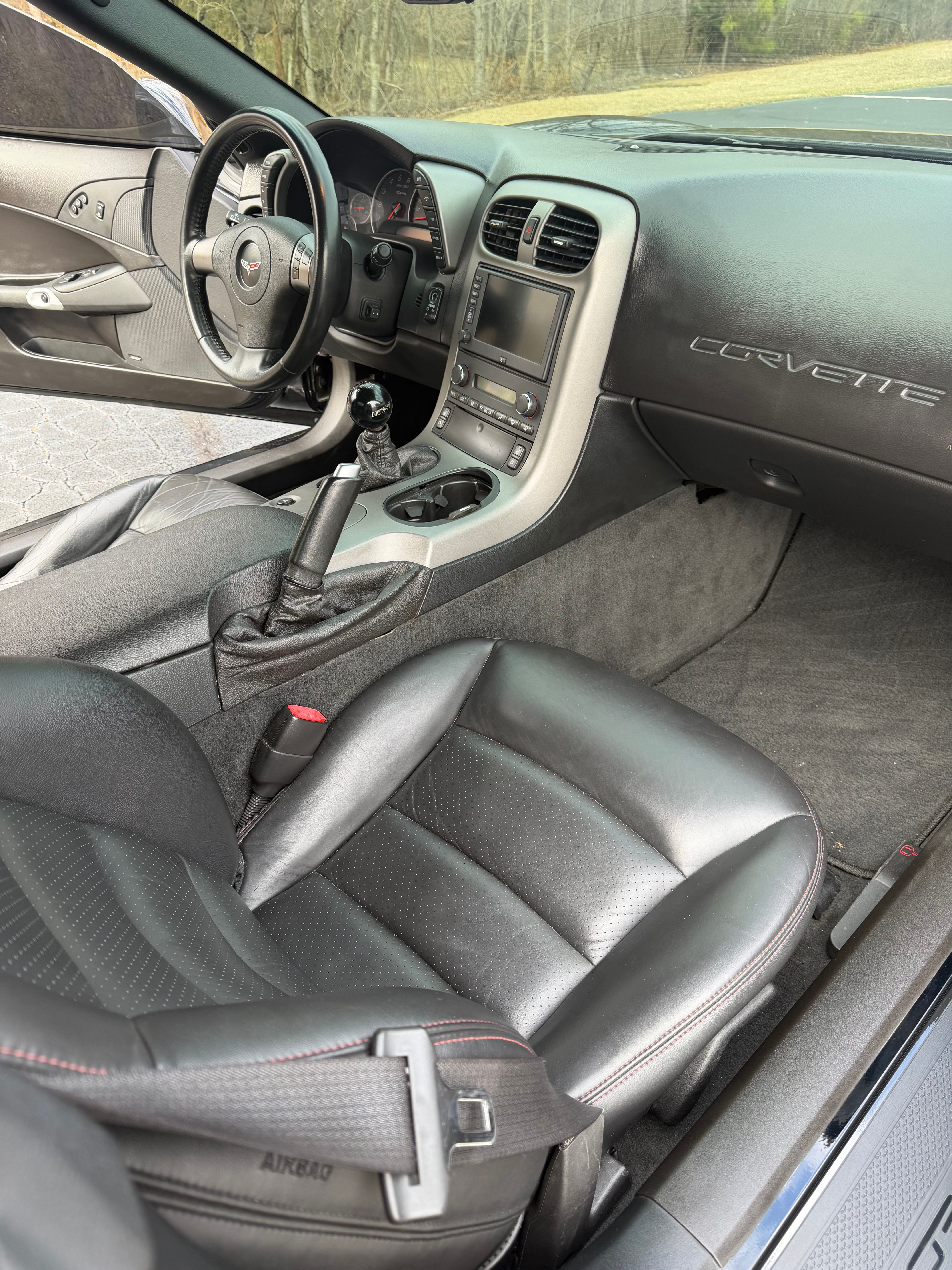 Used 2007 Chevrolet Corvette Z06 w/ Preferred Equipment Group RWD image 9