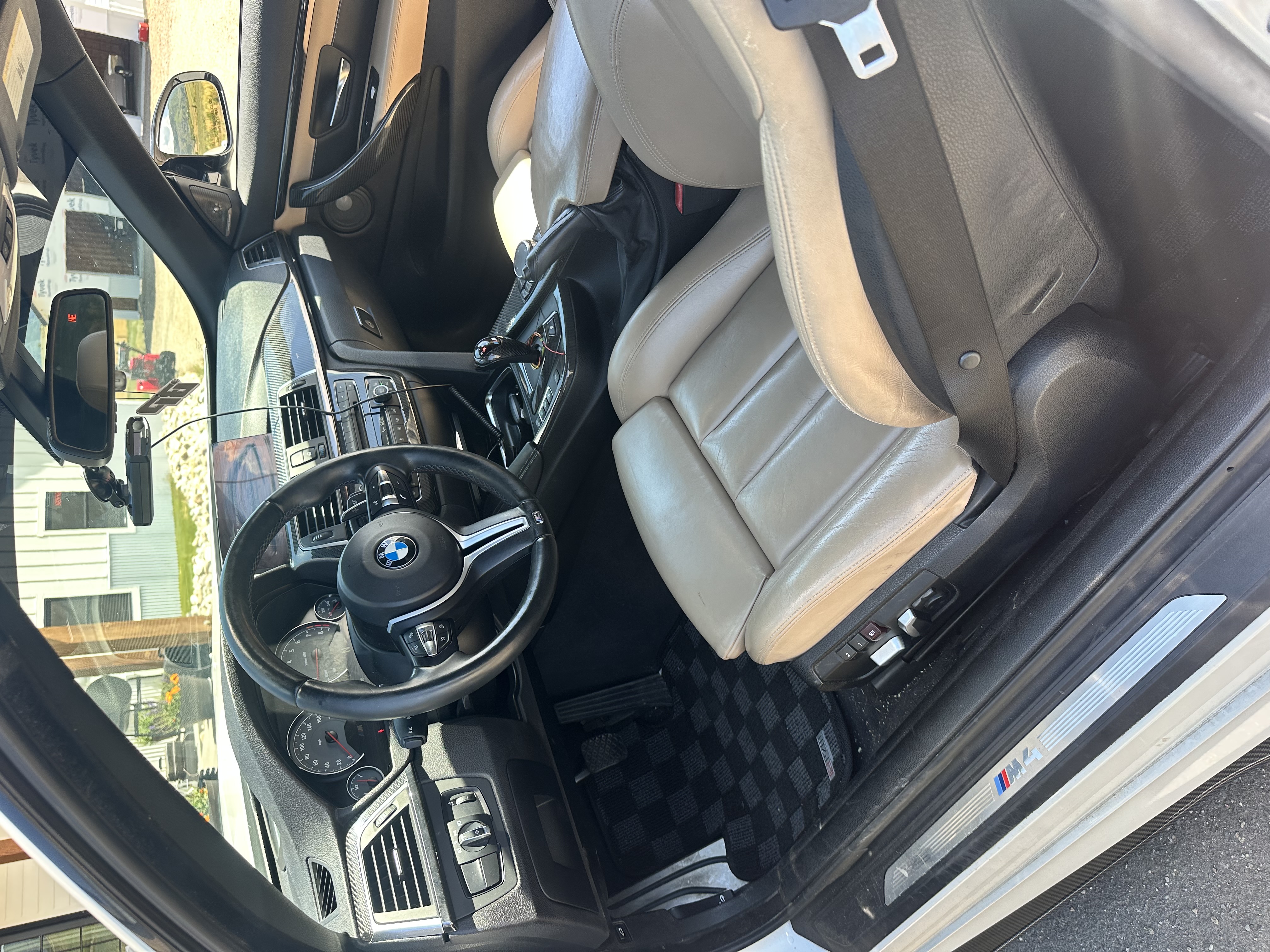 Used 2016 BMW M4 Convertible RWD image 12