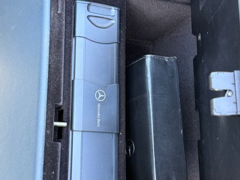 Used 2003 Mercedes-Benz SL 500 image 23