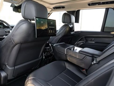 Used 2023 Land Rover Range Rover First Edition image 12