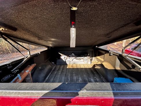 Used 2005 Ford F150 XLT image 4