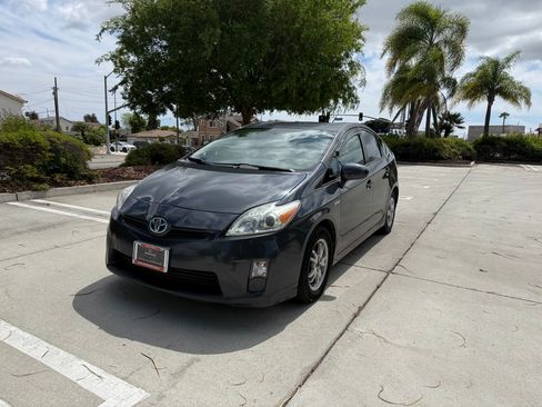 Used 2010 Toyota Prius Two image 1