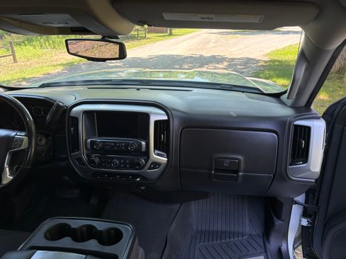 Used 2019 GMC Sierra 1500 SLE w/ SLE Value Package AWD/4WD image 15