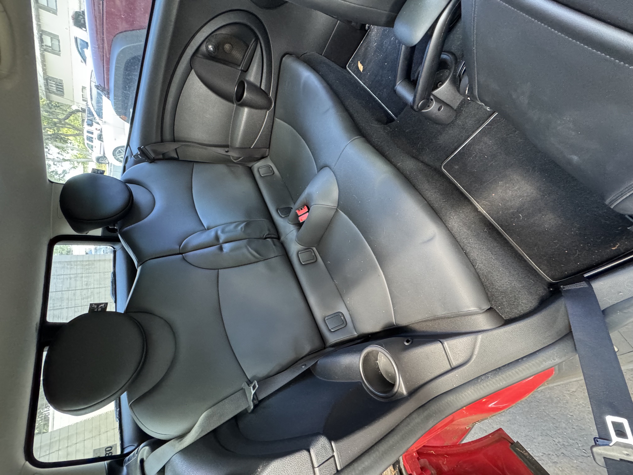 Used 2012 MINI Cooper Clubman FWD image 4