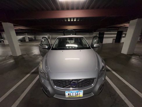 Used 2011 Volvo C30 FWD image 10