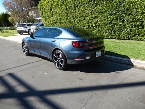 Used 2021 Polestar Polestar 2 w/ Performance Package image 6
