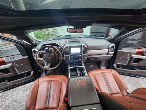 Used 2020 Ford F250 King Ranch w/ King Ranch Ultimate Package image 10