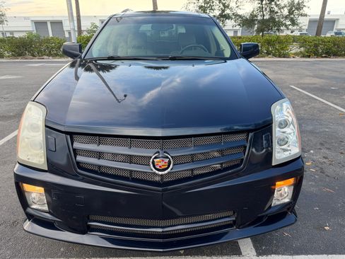 Used 2008 Cadillac SRX AWD w/ Utility Package image 2
