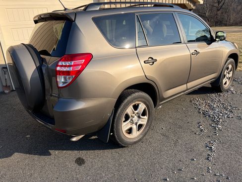 Used 2010 Toyota RAV4 4WD image 2