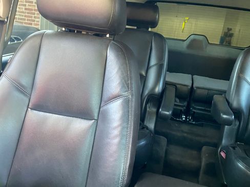 Used 2010 Chevrolet Tahoe LTZ image 5