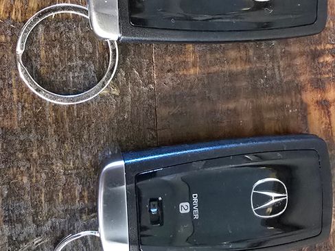 Used 2018 Acura TLX 3.5 w/Technology Pkg & A-SPEC image 17