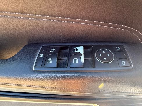 Used 2014 Mercedes-Benz E 350 4MATIC Coupe image 11