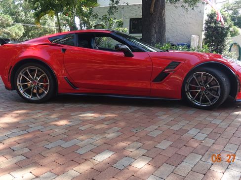 Used 2019 Chevrolet Corvette Grand Sport RWD image 4