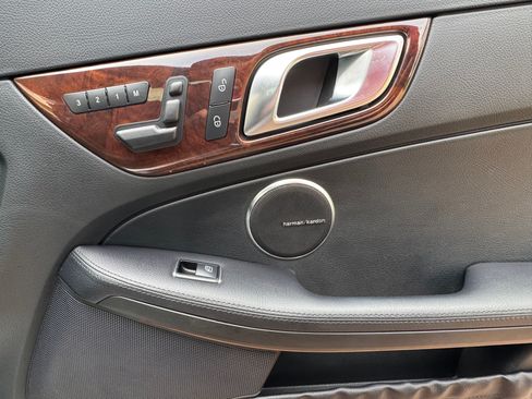 Used 2013 Mercedes-Benz SLK 350 image 14