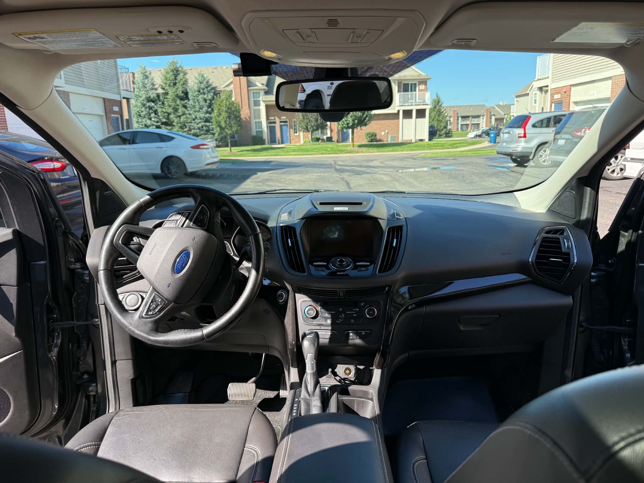 Used 2017 Ford Escape Titanium AWD/4WD image 11