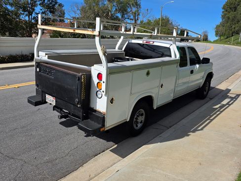 Used 2006 Chevrolet Silverado 3500 2WD Extended Cab image 4