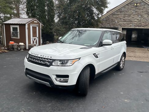 Used 2014 Land Rover Range Rover Sport HSE image 1