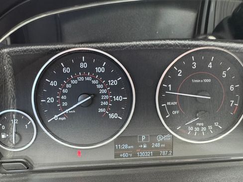 Used 2017 BMW 330i Sedan RWD image 13