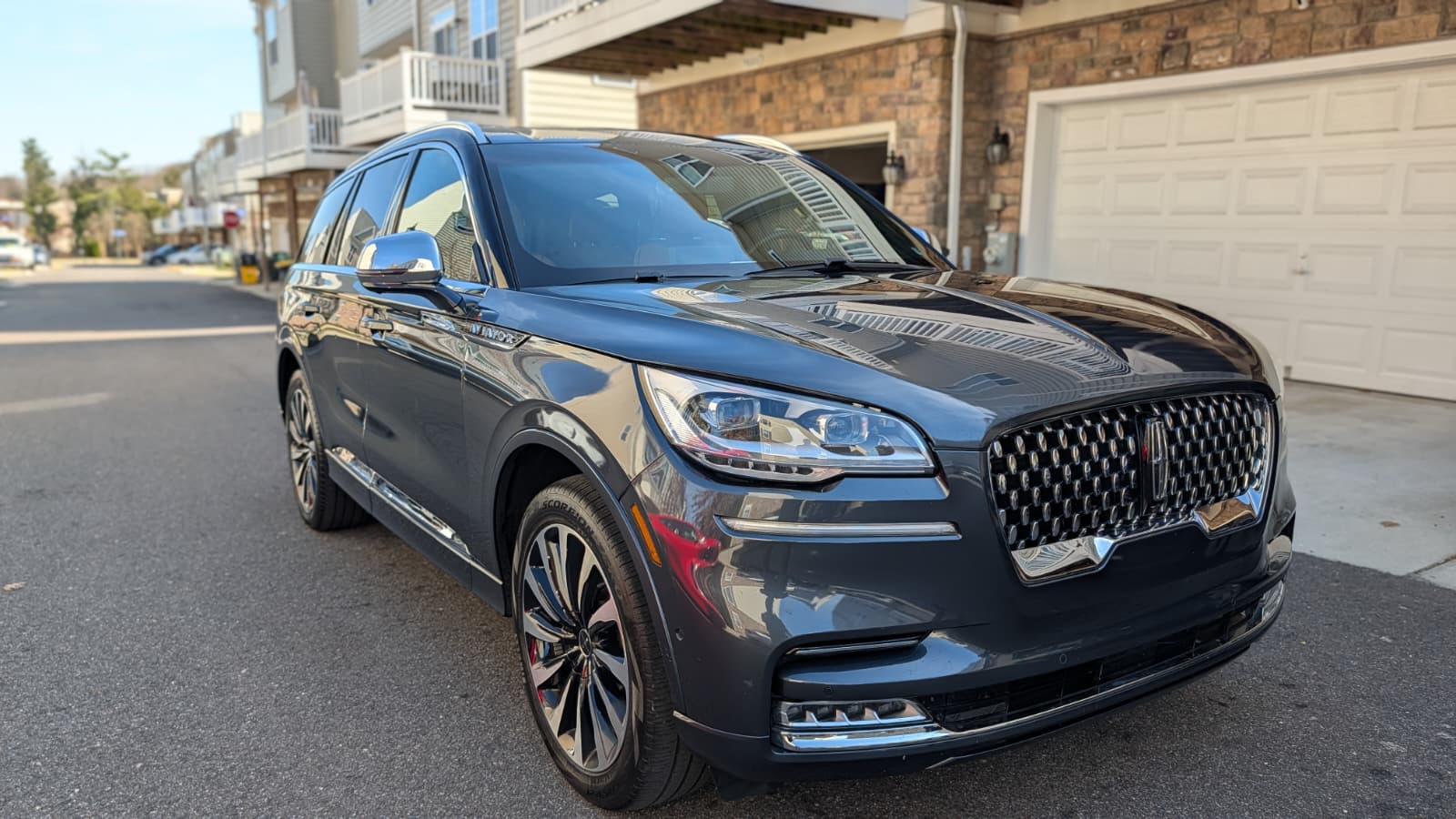 Used 2020 Lincoln Aviator Black Label Grand Touring w/ Class IV Trailer Tow Package AWD/4WD image 11