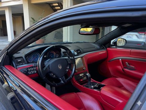 Used 2014 Maserati GranTurismo Sport image 5